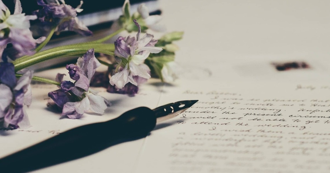 La poesía sigue muy viva, inspira y protagoniza otras artes