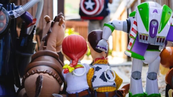 Juguetes que marcaron la infancia de cada generación en España