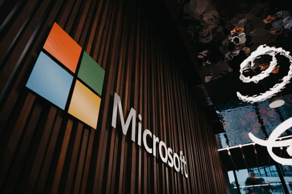 Logotipo de Microsoft tras la publicación de los resultados del cuarto trimestre de 2026