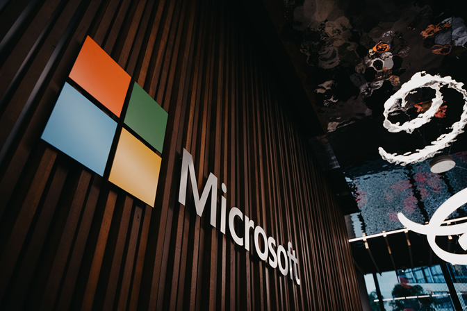 Logotipo de Microsoft tras la publicación de los resultados del cuarto trimestre de 2026